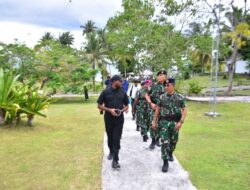 Yan Permenas Dorong Pengembangan RSAL di Biak