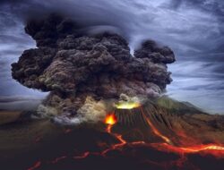 Gunung Ibu di Halmahera Utara Alami Erupsi, Tinggi Letusan Capai 600 Meter